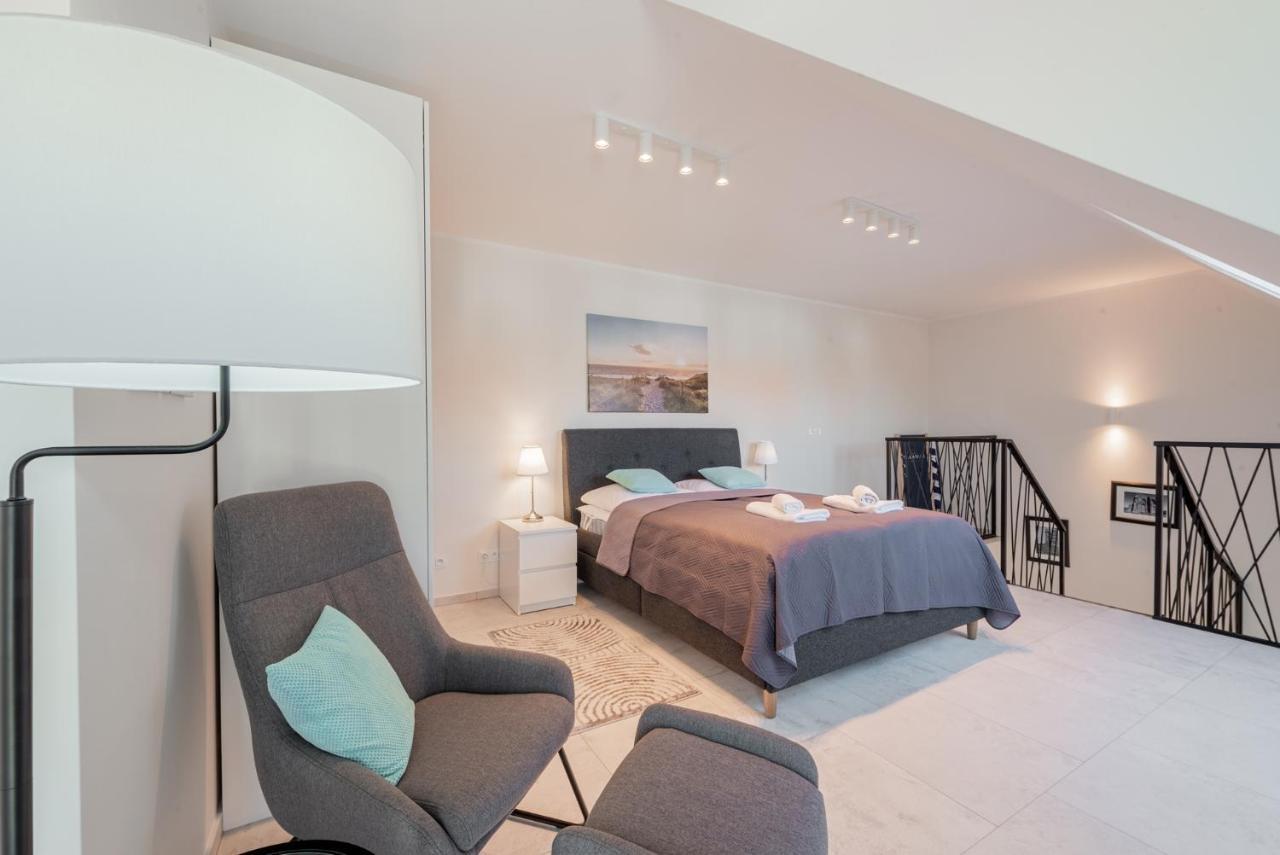 Apartamenty Sun Seasons 24 - Zaciszna นีคอร์เซ ภายนอก รูปภาพ