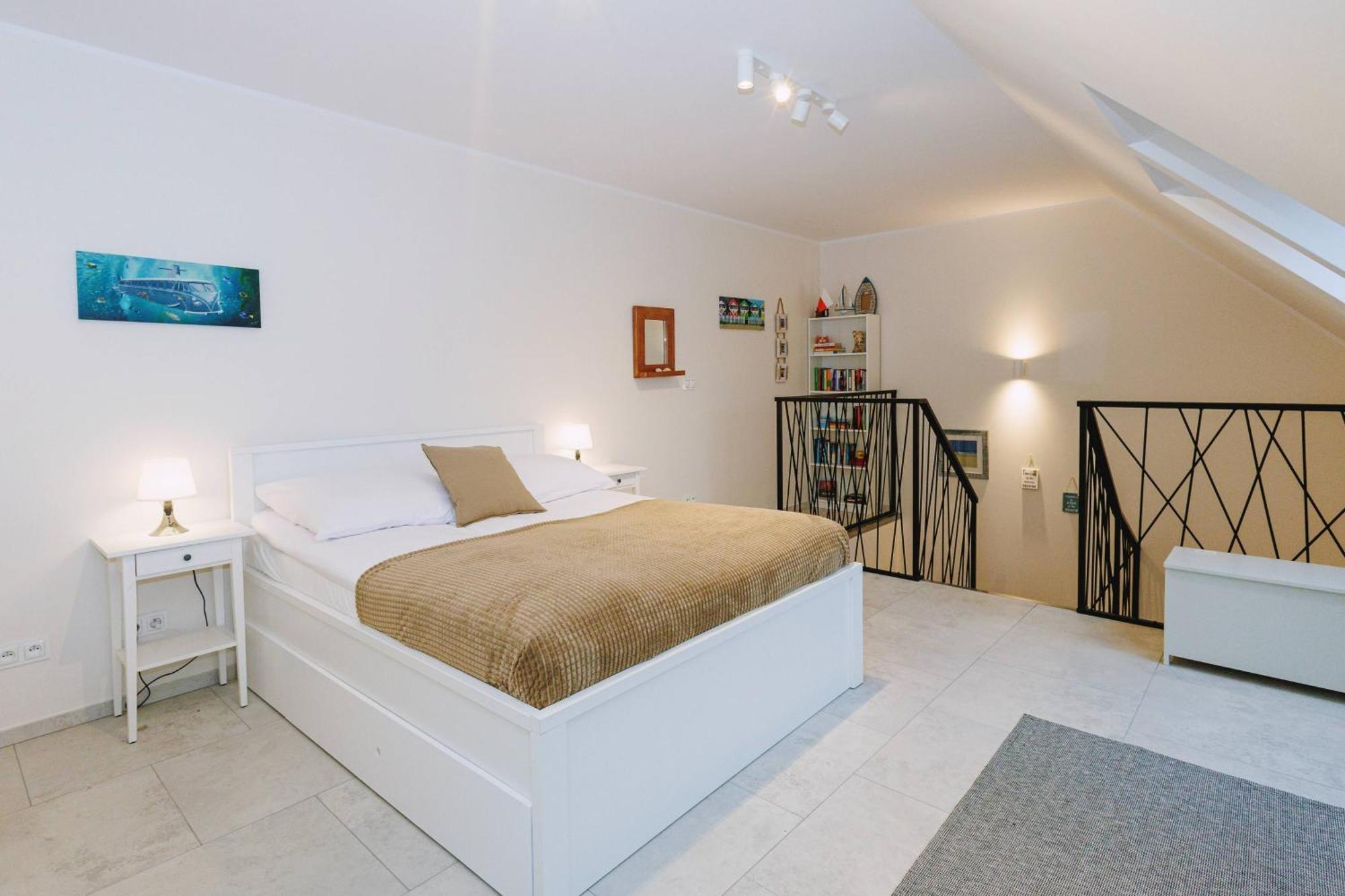 Apartamenty Sun Seasons 24 - Zaciszna นีคอร์เซ ภายนอก รูปภาพ